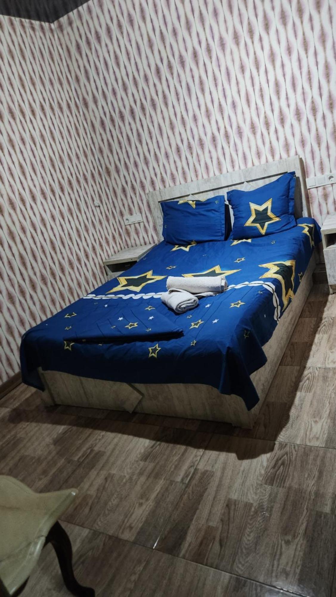 Hotel ,,Mega" Tbilisi Esterno foto