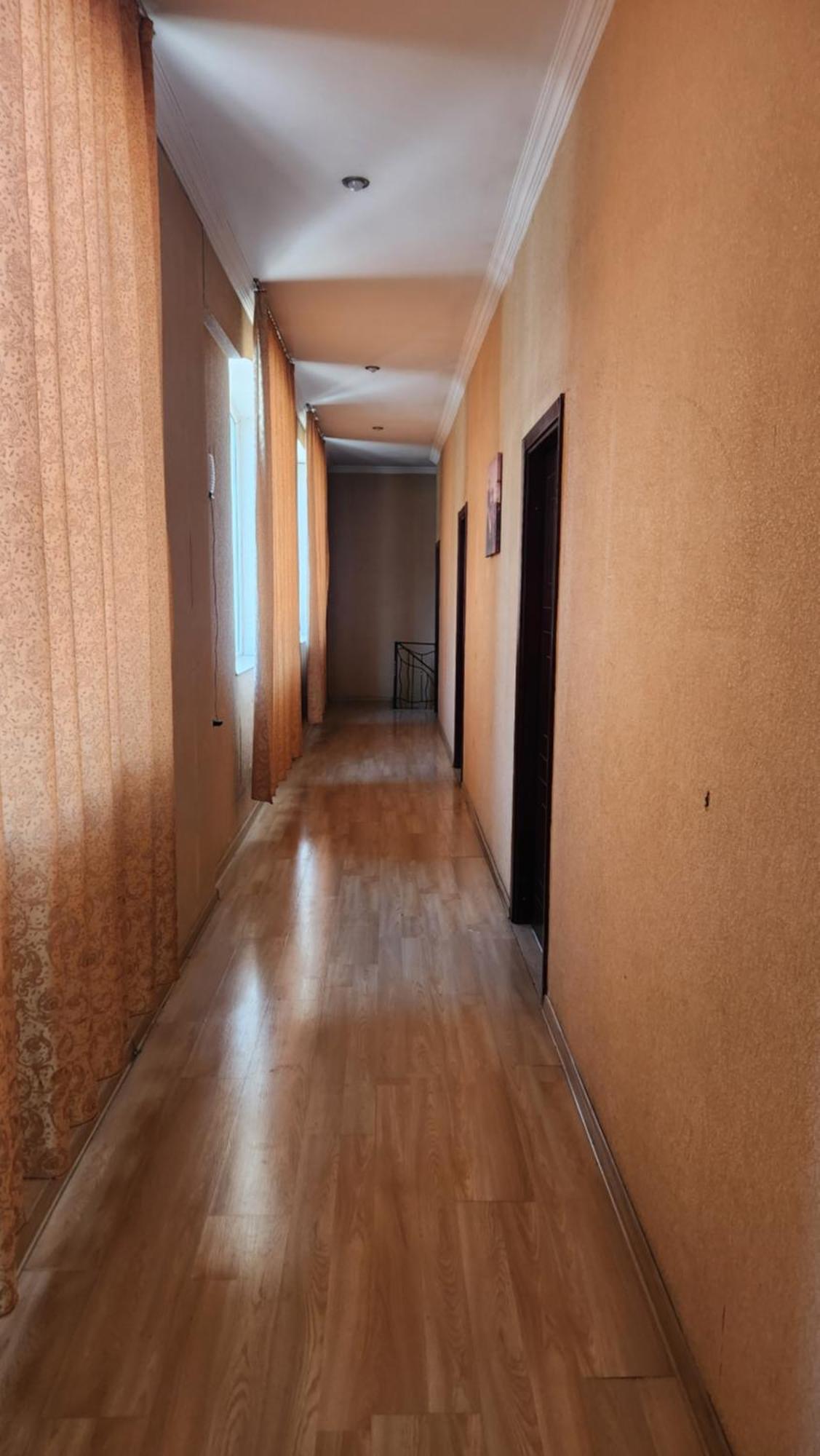 Hotel ,,Mega" Tbilisi Esterno foto