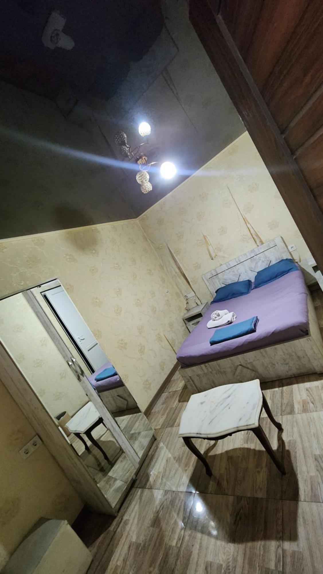 Hotel ,,Mega" Tbilisi Esterno foto