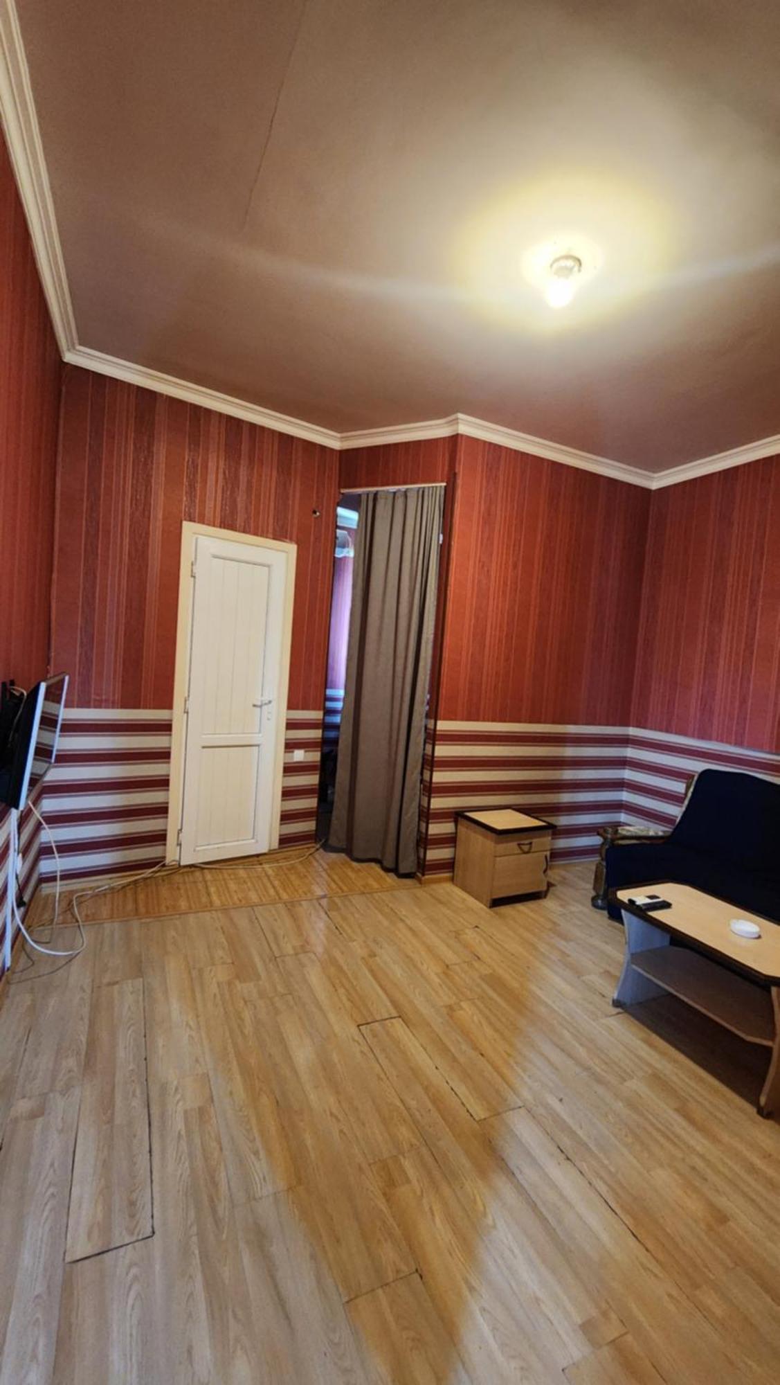 Hotel ,,Mega" Tbilisi Esterno foto